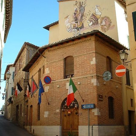 Hotel Il Pozzo Della Citerna Castelnuovo Berardenga Esterno foto